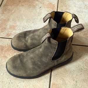 Women's Brown Suede Blundstone Boots